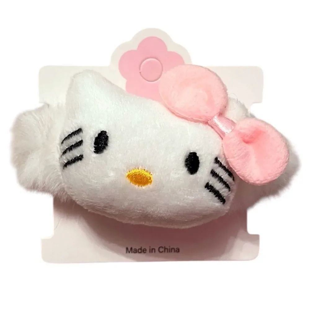 🤯5/$25🤯 White Hello Kitty Furry Hair Scrunchie